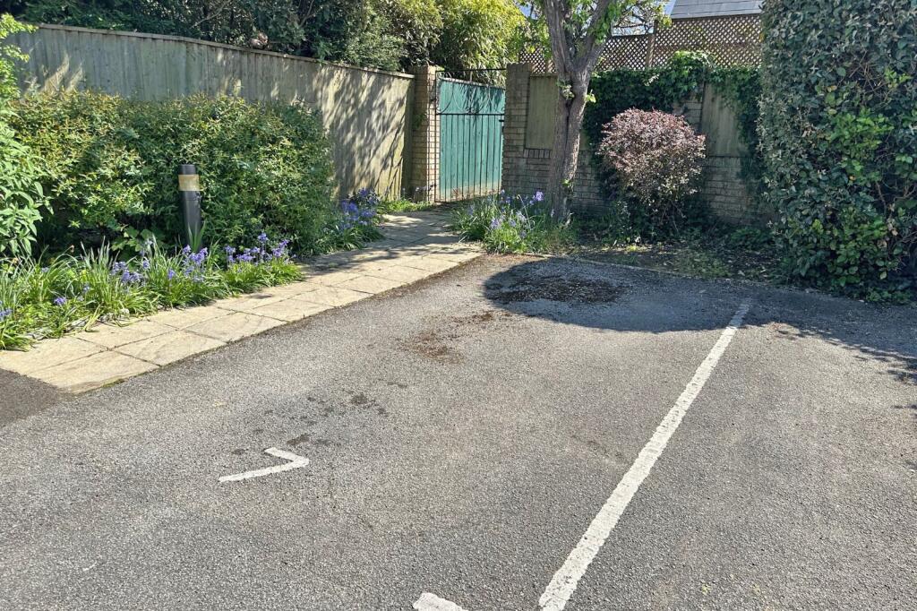 Additional image 10 of 237 Lymington Road, Highcliffe, Dorset. BH23 5EB