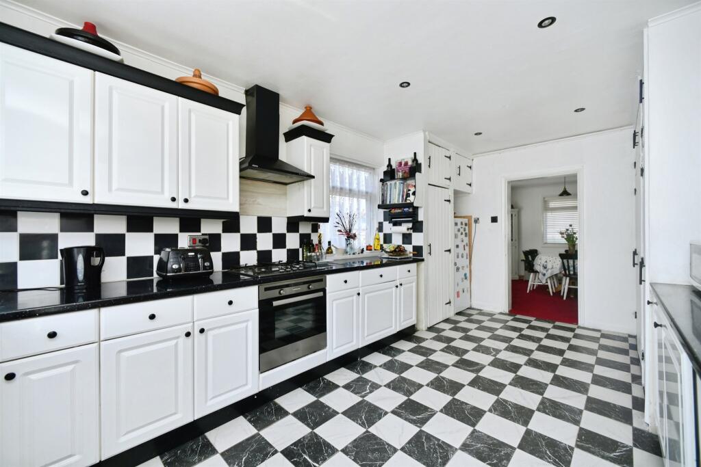 Additional image 2 of Vernon Avenue, Peacehaven