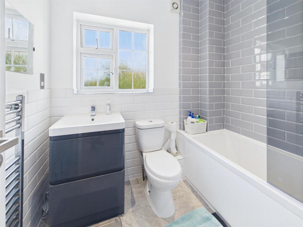 Additional image 9 of Broomfield Avenue Peacehaven