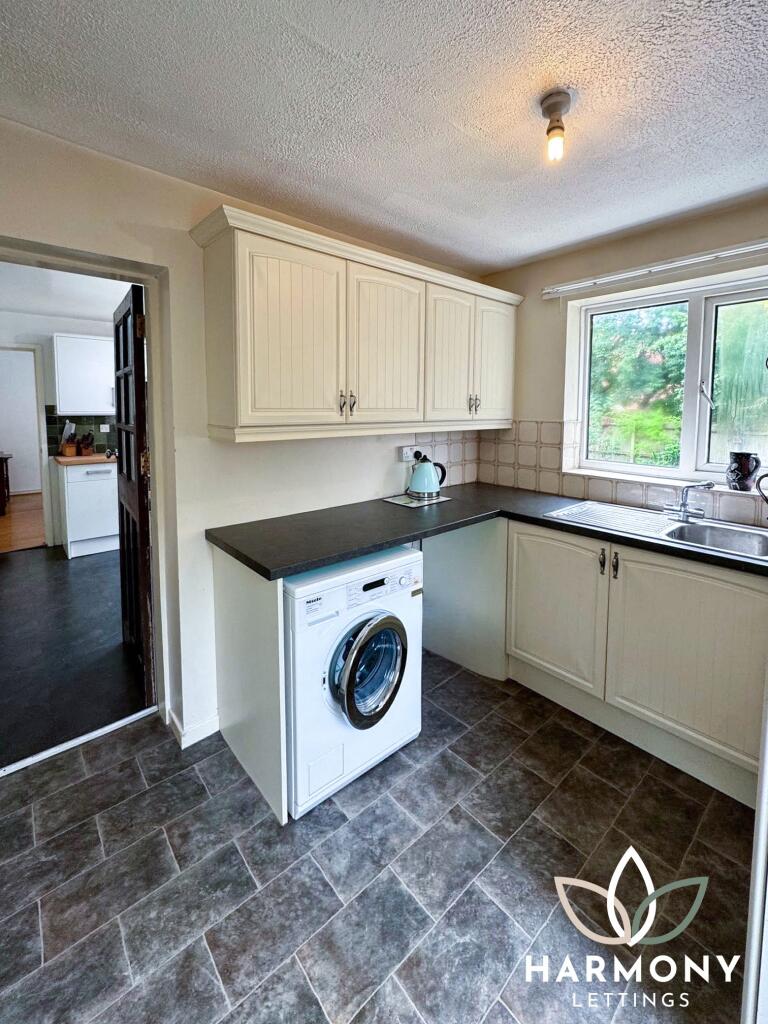 Additional image 3 of Harvest Close, Stoke Heath, Bromsgrove, B60 3QS