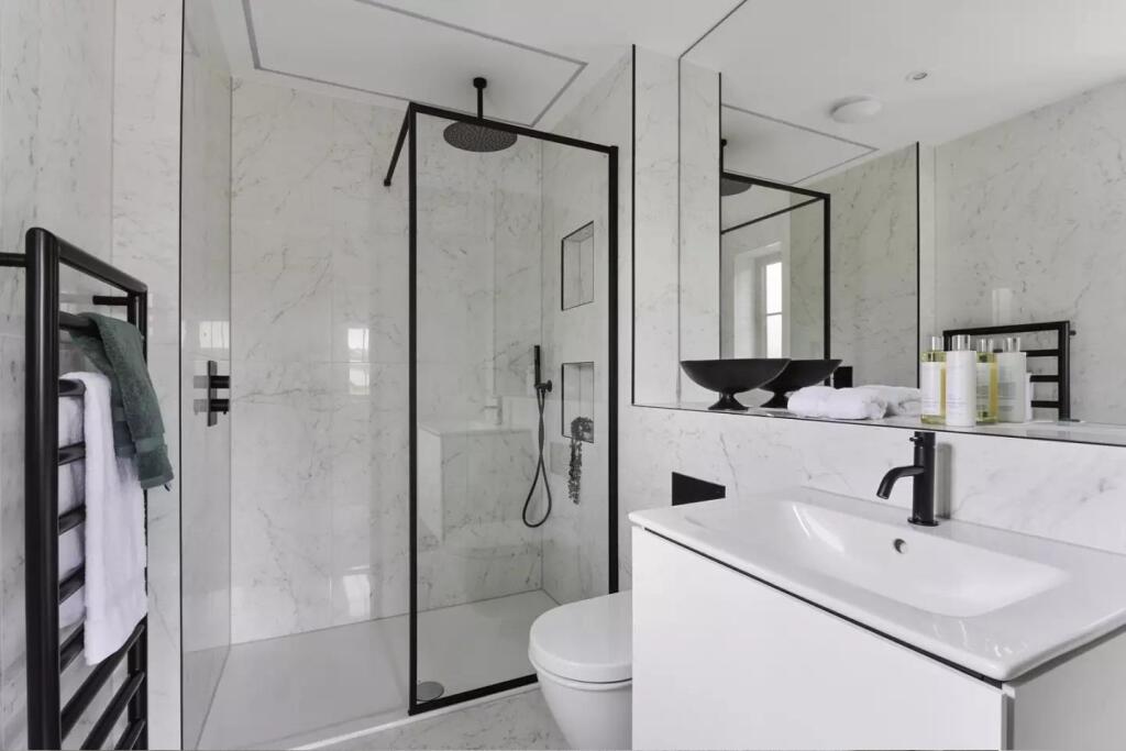 Additional image 25 of Kemp, Skylarks, Rottingdean