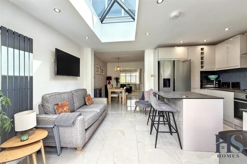 Additional image 14 of Pierce Avenue, Solihull