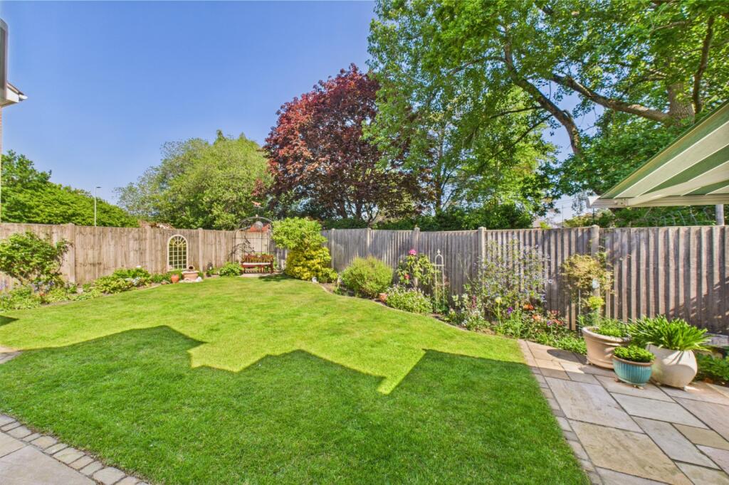 Additional image 31 of Mallow Close, Broadstone, Dorset, BH18