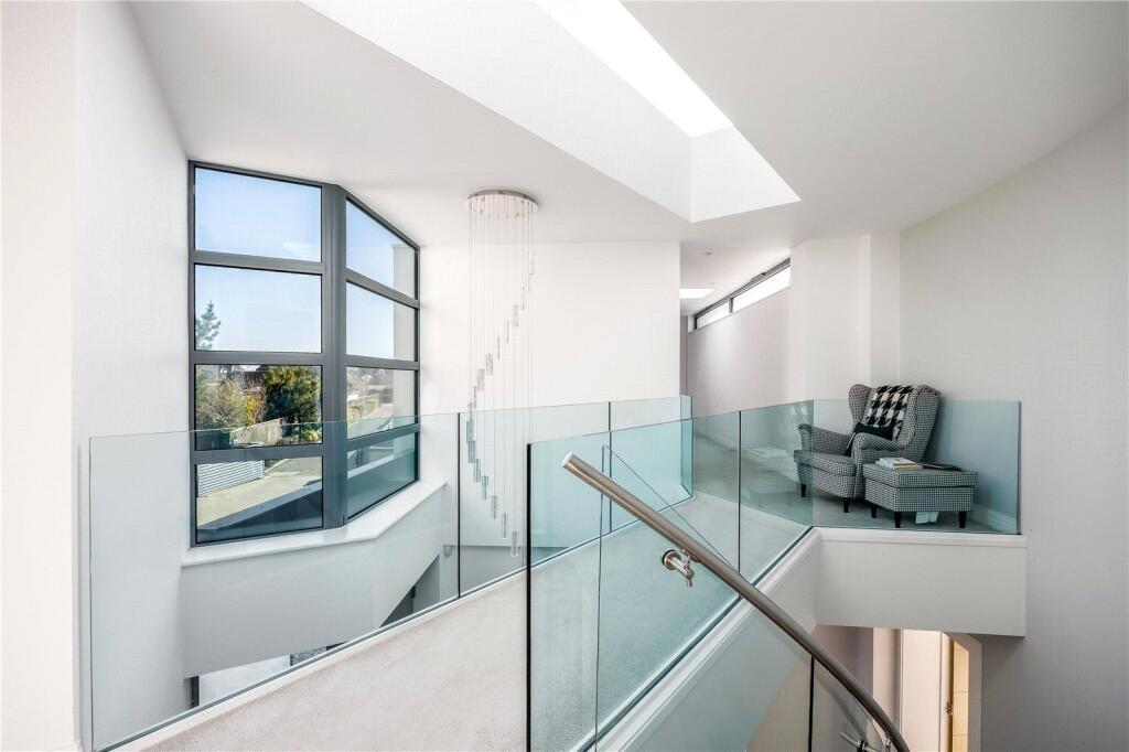 Additional image 2 of Avon Run Close, Christchurch, Dorset, BH23