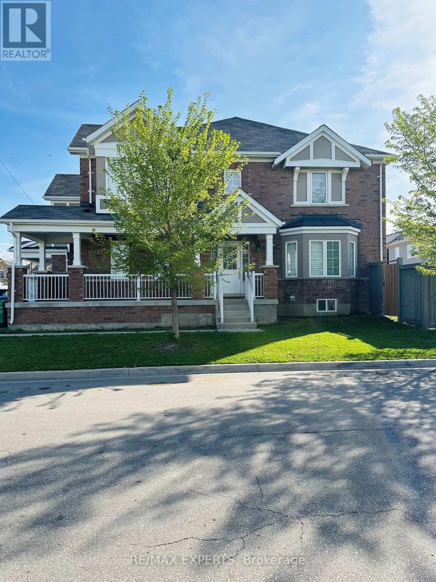 5 DONLAMONT CIRCLE|Brampton (Northwest Brampton), Ontario L7A4T5