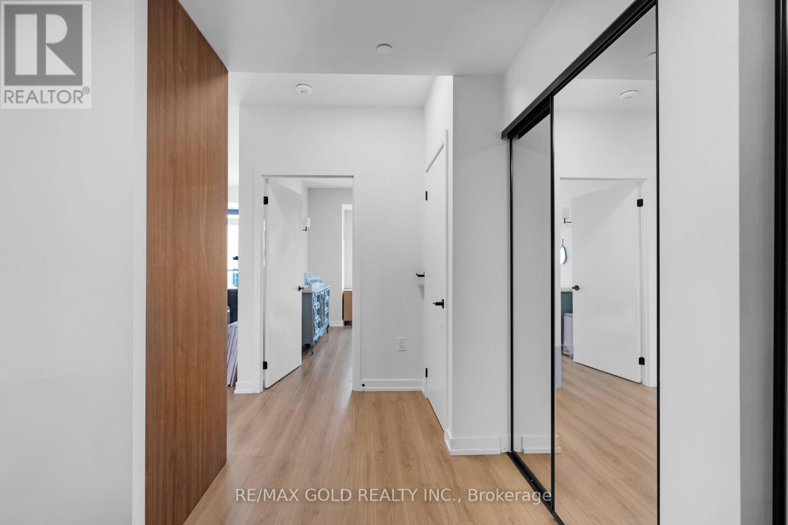 506 A - 10 LAGERFELD DRIVE|Brampton (Northwest Brampton), Ontario L7A5L3