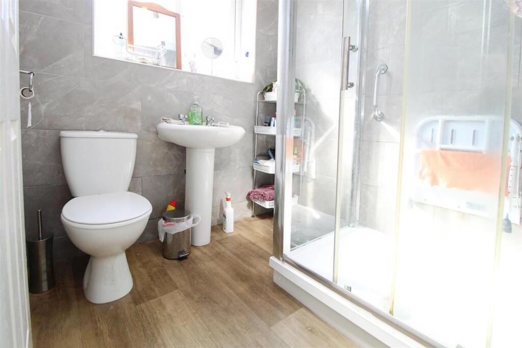 Additional image 10 of Raeburn Drive, Wibsey, Bradford, BD6 2LN