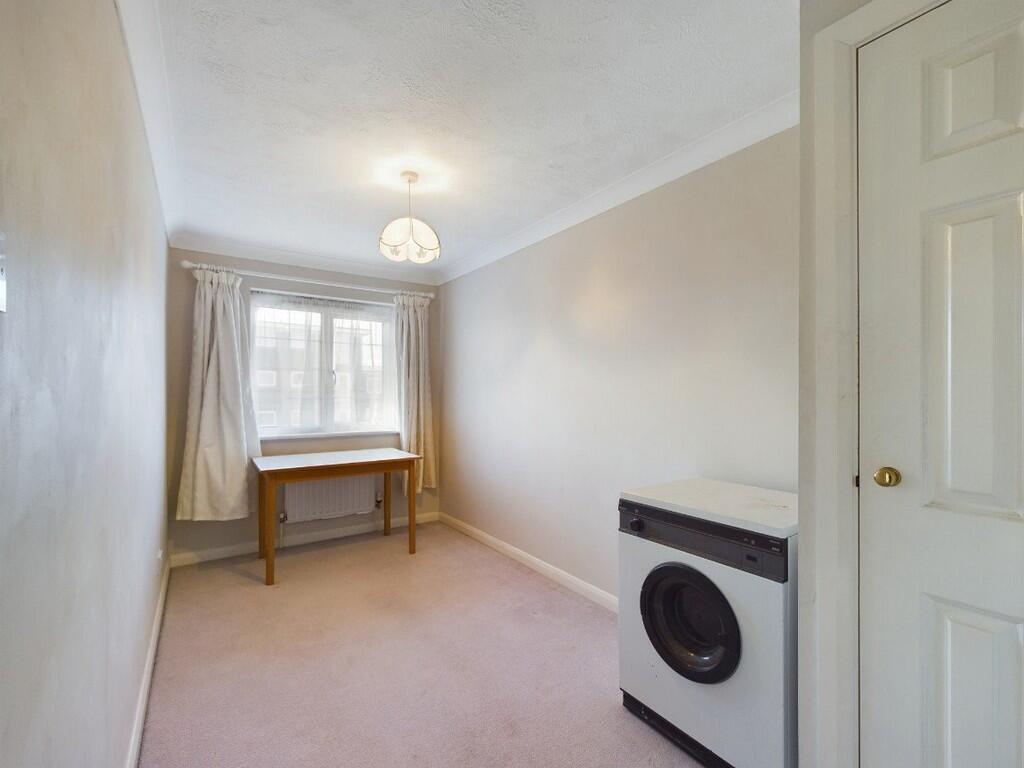 Additional image 14 of Wallace Avenue, Worthing, BN11 5SS