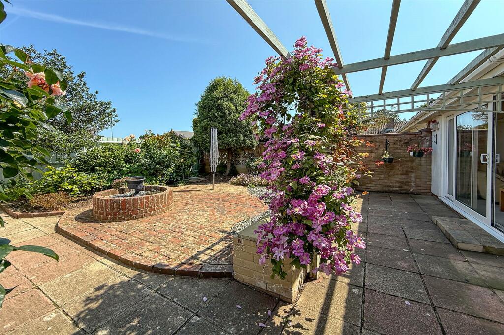 Additional image 6 of Oakcroft Gardens, Littlehampton, West Sussex