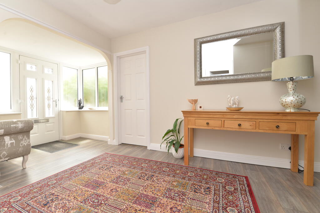 Additional image 3 of Solent Drive, Barton on Sea, New Milton, Hampshire, BH25