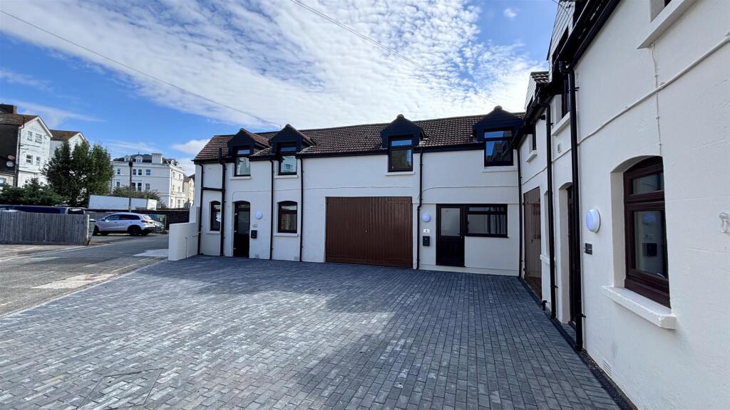 Additional image 9 of Avenue Lane, Eastbourne, BN21 3UL