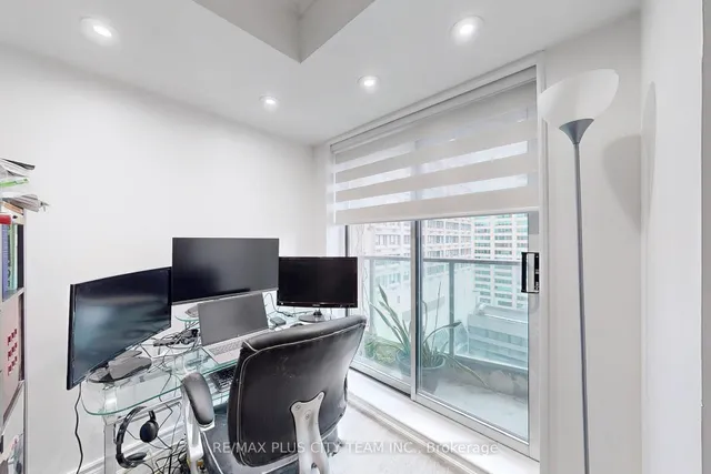 Additional image 13 of 8 Park Rd Unit 2515