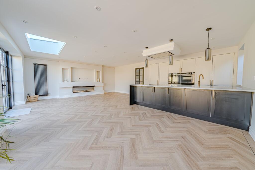 Additional image 8 of Pauntley Road, Christchurch, BH23