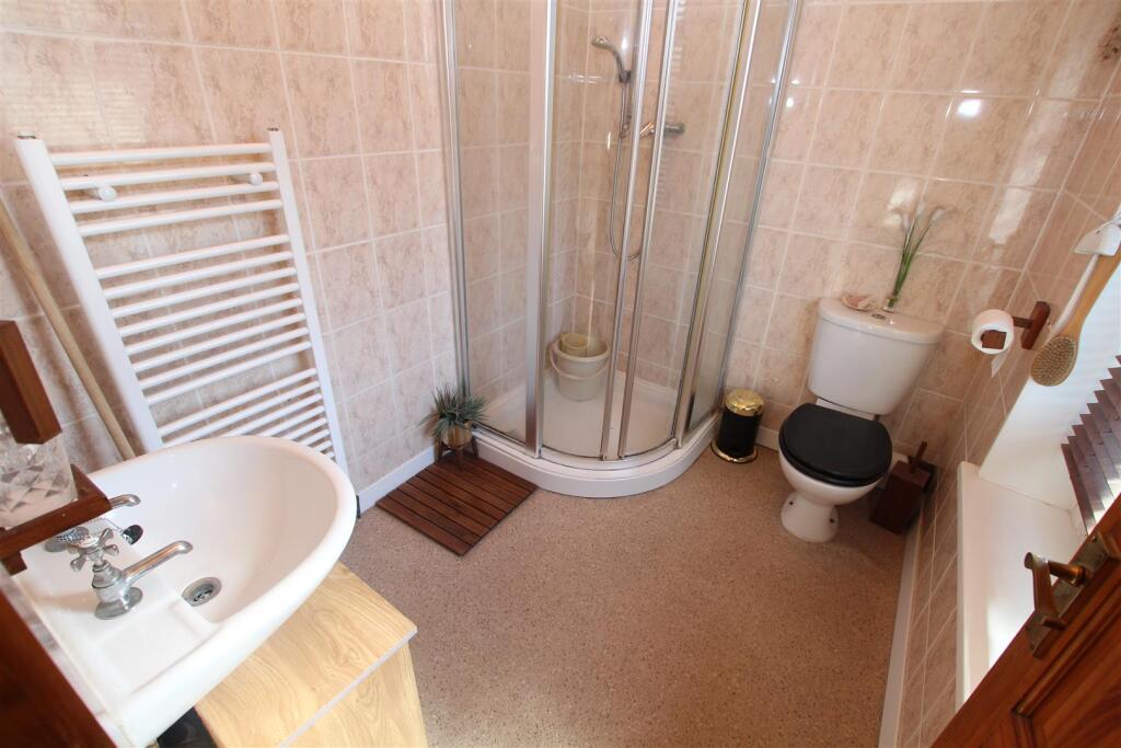 Additional image 12 of Curzon Road, Barkerend, Bradford