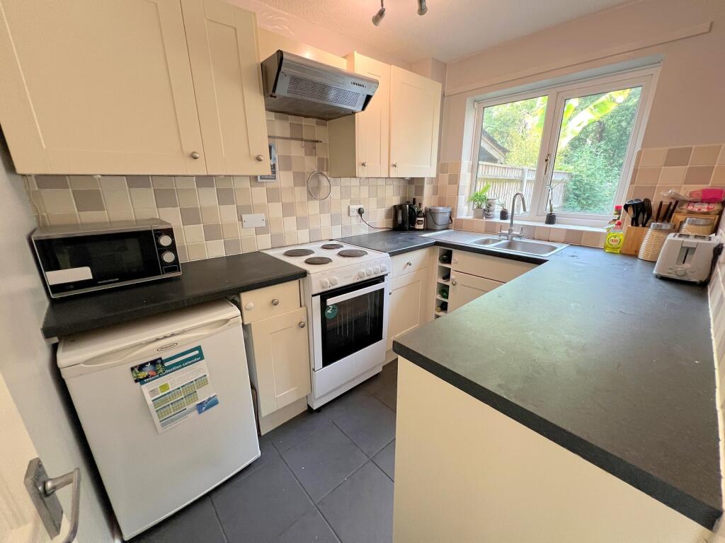 Additional image 11 of Eastlands, New Milton, Hampshire. BH25 5PH