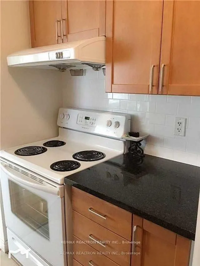 Additional image 5 of 60 Town Centre Crt Unit 1602