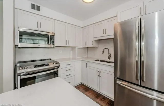 Additional image 13 of 24 Midland Dr Unit 303