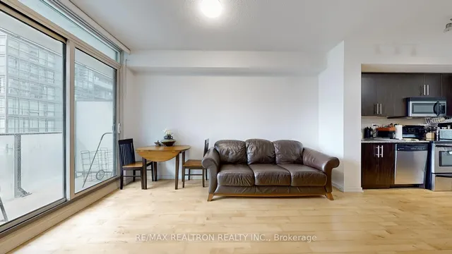 Additional image 10 of 55 Bremner Blvd Unit 1202