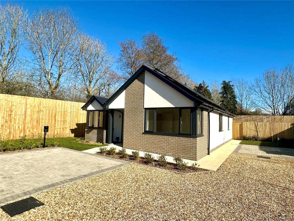 Eastfield Lane, Ringwood, Hampshire, BH24