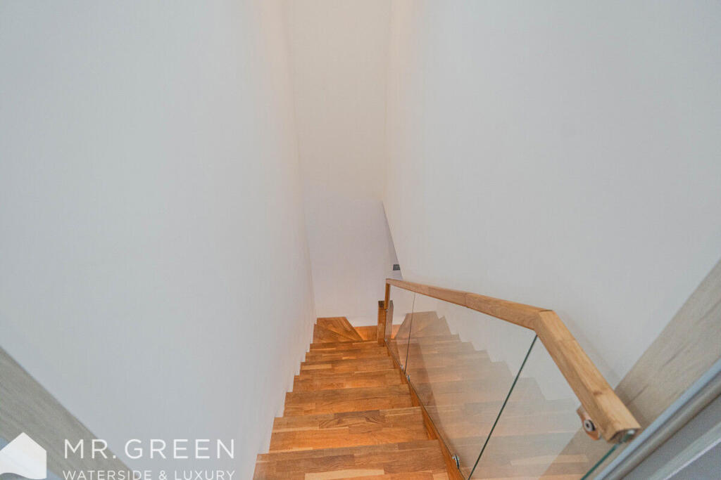 Additional image 8 of Darracott Road, Bournemouth, Dorset, BH5 2AY