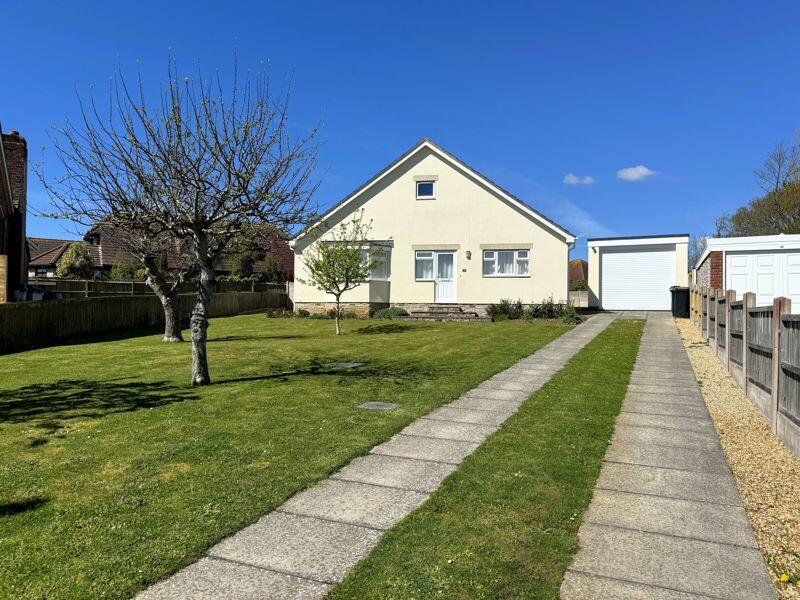 Additional image 2 of Spacious Bungalow With Potential To Convert Huge Loft Space Stpp - Quiet Location