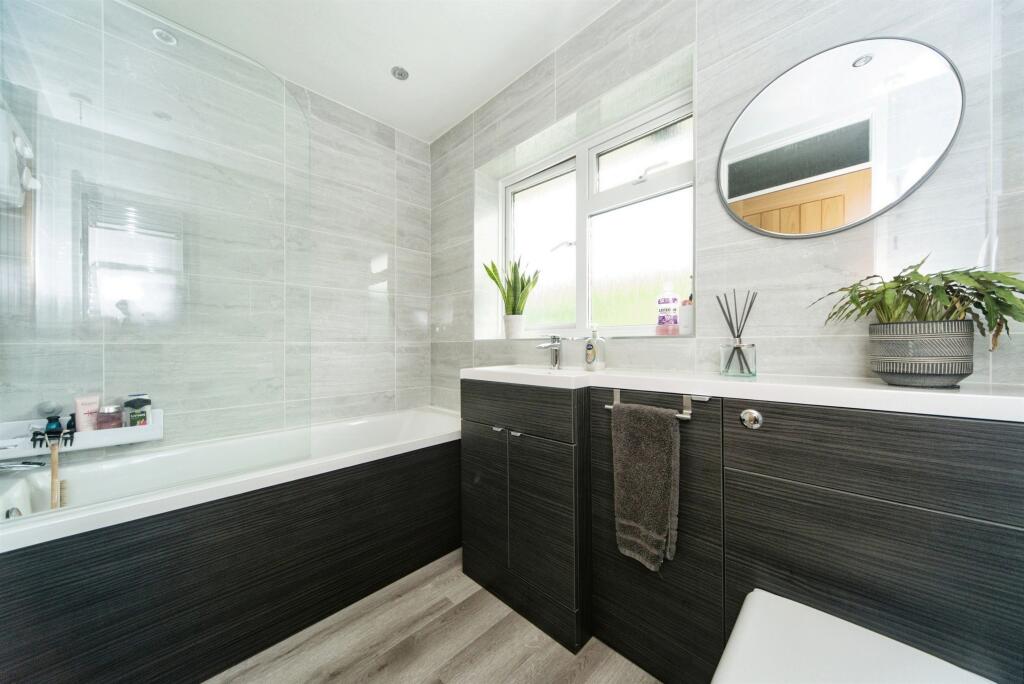 Additional image 11 of Hodcombe Close, Eastbourne