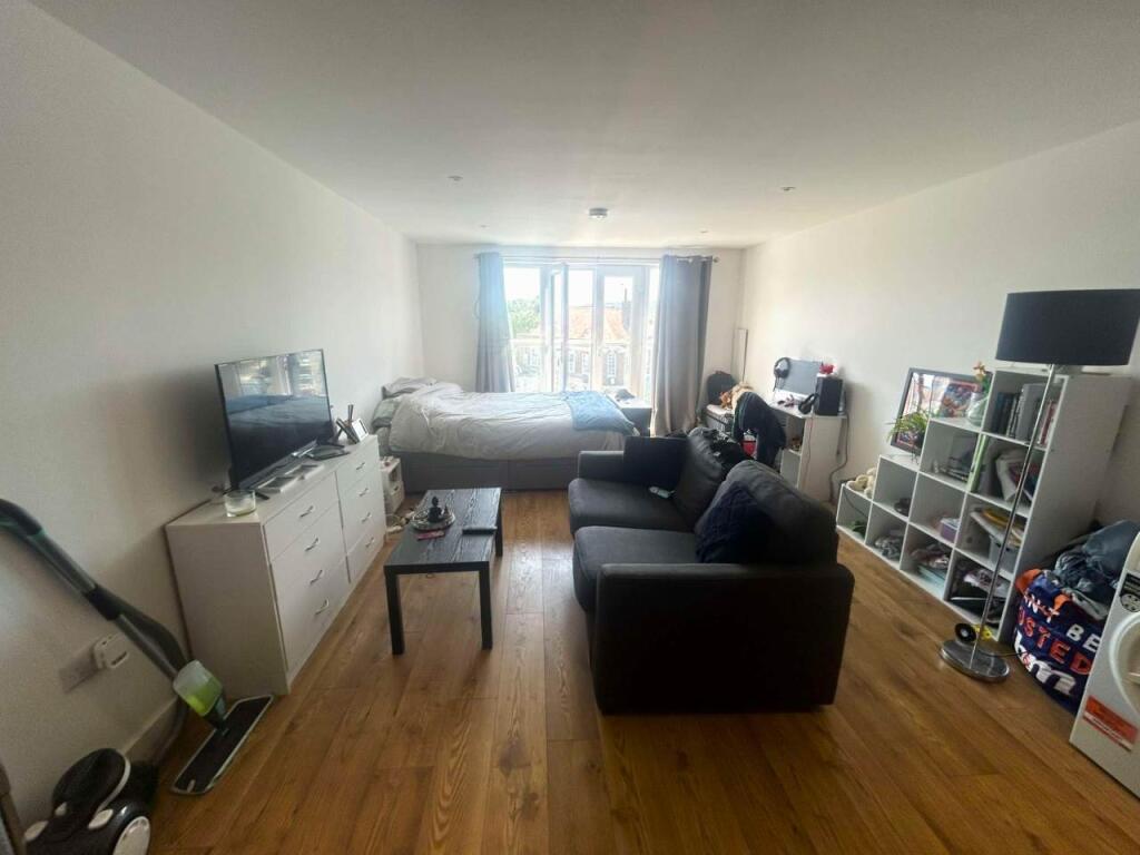 Additional image 3 of Brassey Parade, Brassey Avenue,