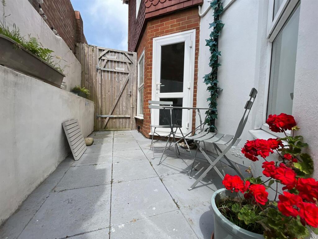 Additional image 12 of Royal Parade, Eastbourne, BN22 7AQ