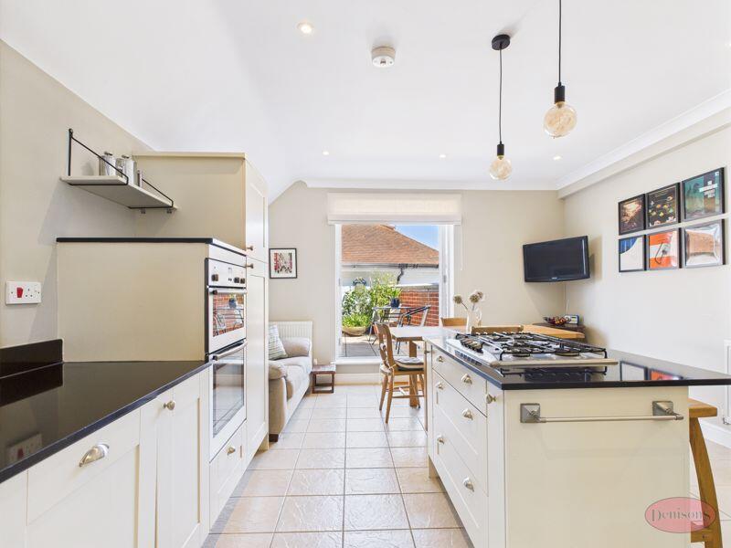 Additional image 4 of Town Centre