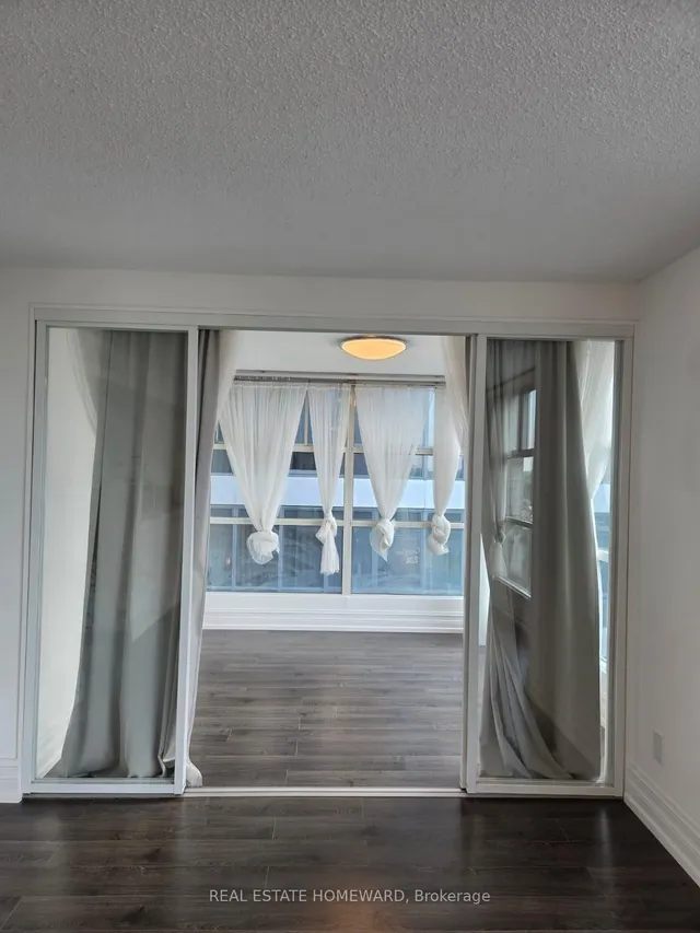 Additional image 18 of 409 Bloor St Unit 1101