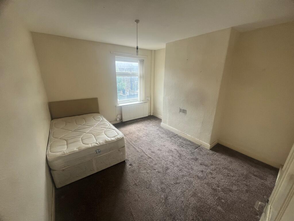 Additional image 5 of Greaves Street, Bradford