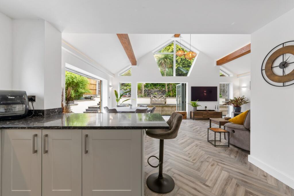 Additional image 15 of Hillside Avenue, Bromley Cross, Bolton, BL7 9