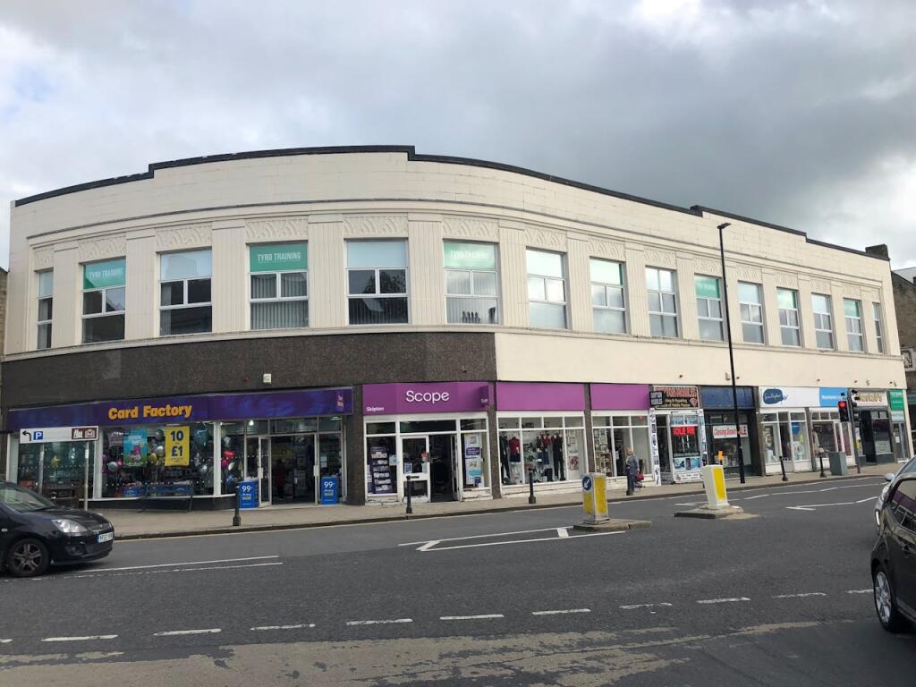 Primary image of Crescent House, Keighley Road, Skipton, BD23 2LP