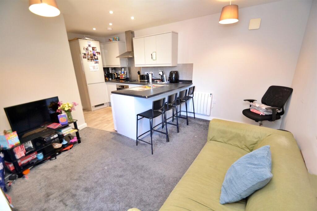 Additional image 3 of Ashley Cross