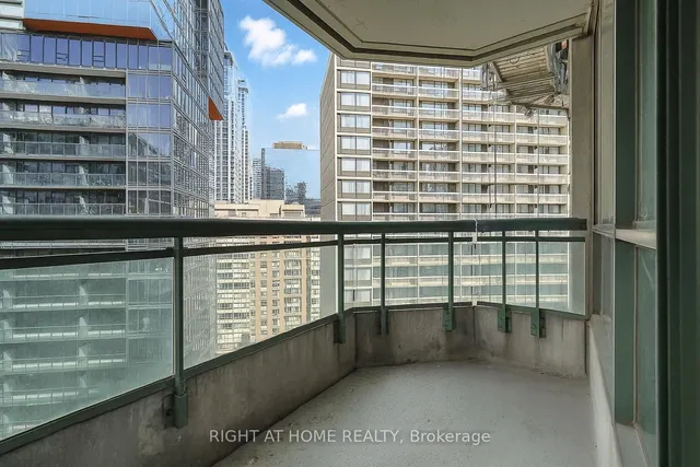 Additional image 30 of 38 Elm St Unit 1803