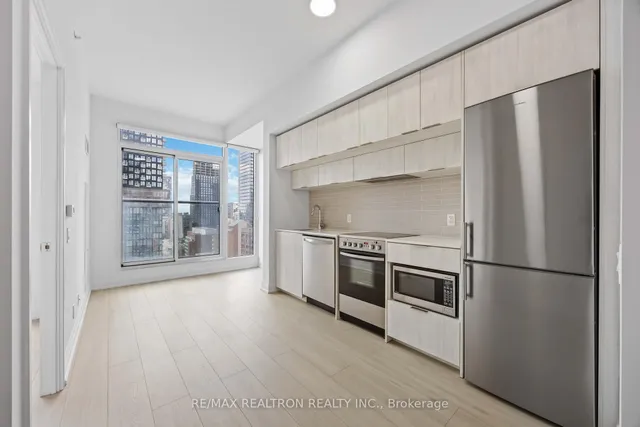 Additional image 11 of 181 Dundas St Unit 1207