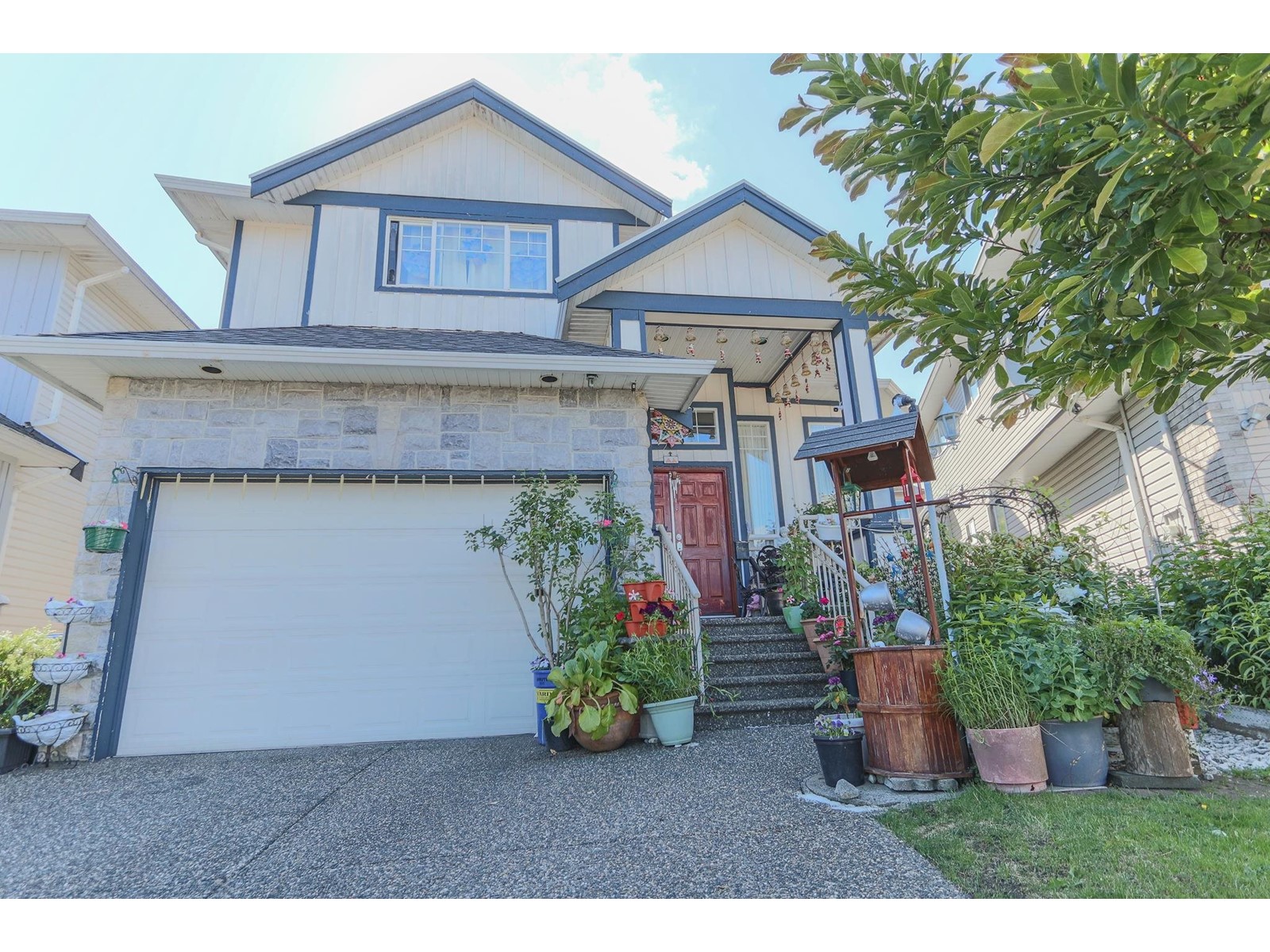 8071 146A STREET|Surrey, British Columbia V3S9Y1