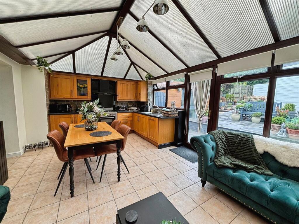 Additional image 5 of Stephen Road, Bradford, BD6 3DS