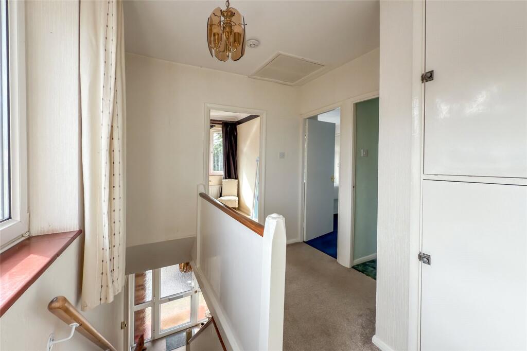 Additional image 20 of Ridgewood Drive, Harpenden, Hertfordshire, AL5