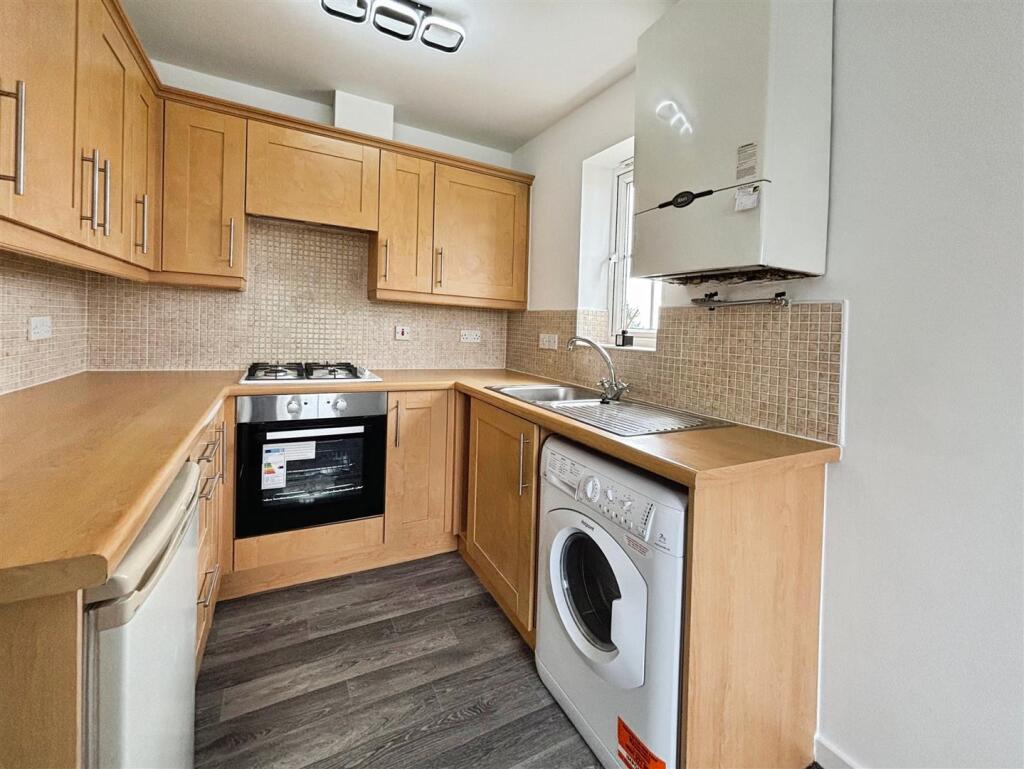 Additional image 3 of Chartwell Drive, Bradford, BD6 3DA