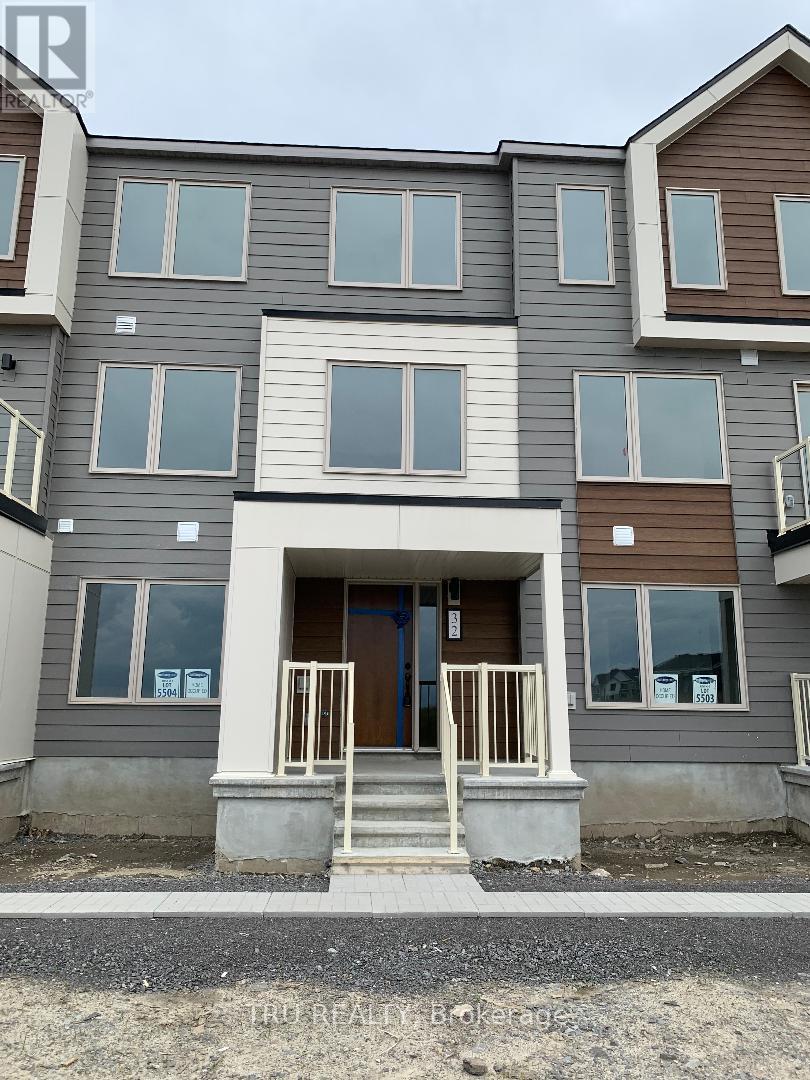 32 LIMNOS LANE N|Ottawa, Ontario K2S0V5
