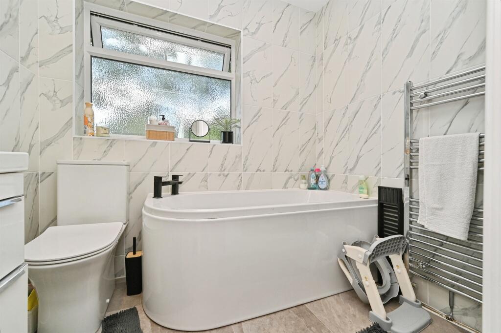 Additional image 13 of Green Acres, Welwyn Garden City