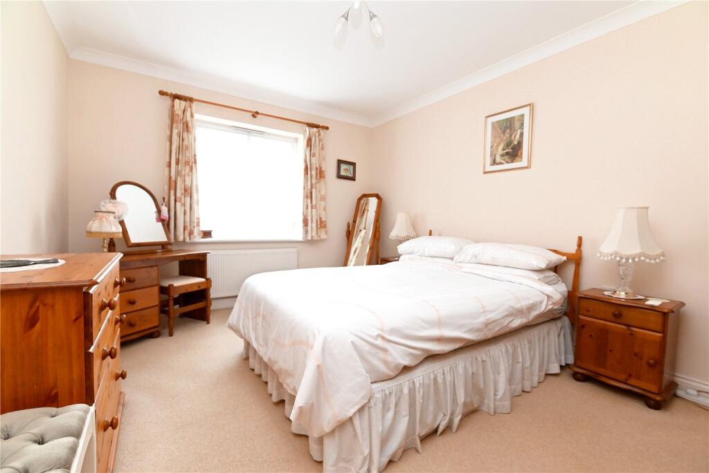 Additional image 7 of Grove Gardens, Barton on Sea, New Milton, Hampshire, BH25