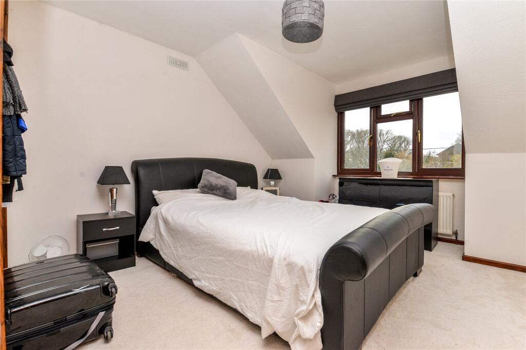 Additional image 6 of Oakwood Avenue, New Milton, Hampshire, BH25