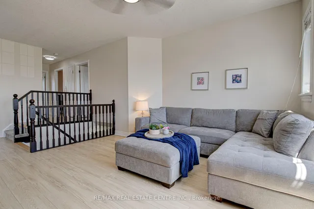 Additional image 26 of 428 Thomas Slee Dr