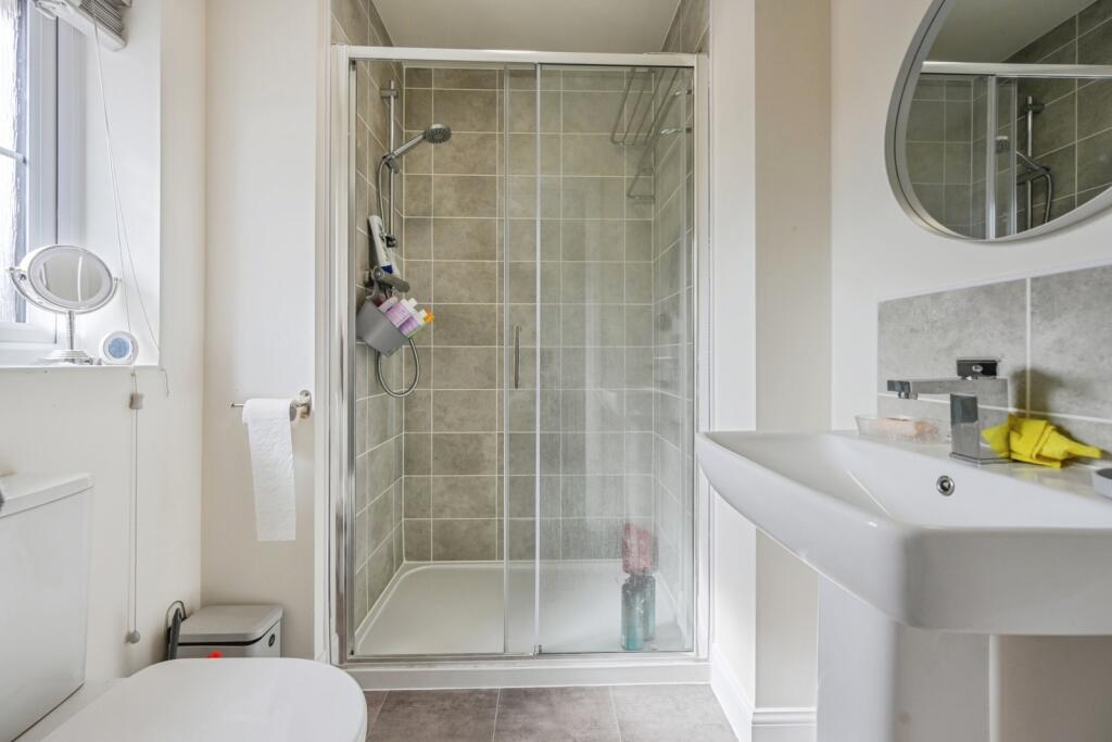 Additional image 11 of Hedley Close, Tamworth, Staffordshire, B78