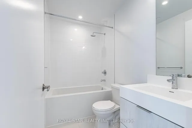 Additional image 27 of 130 River St Unit 2110