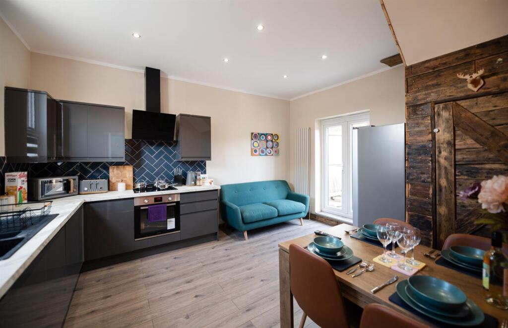 Additional image 7 of Tonge Moor Road, Bolton