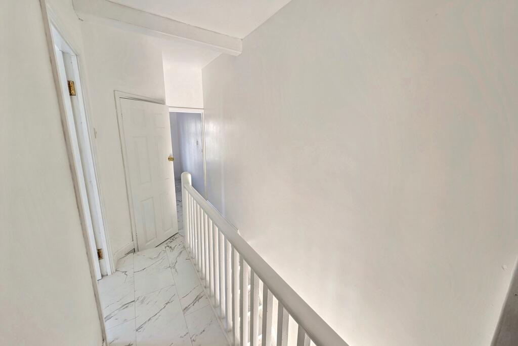 Additional image 14 of Springbourne