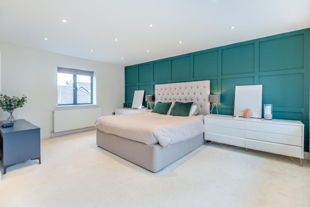 Additional image 19 of Oxford Avenue, St. Albans, Hertfordshire